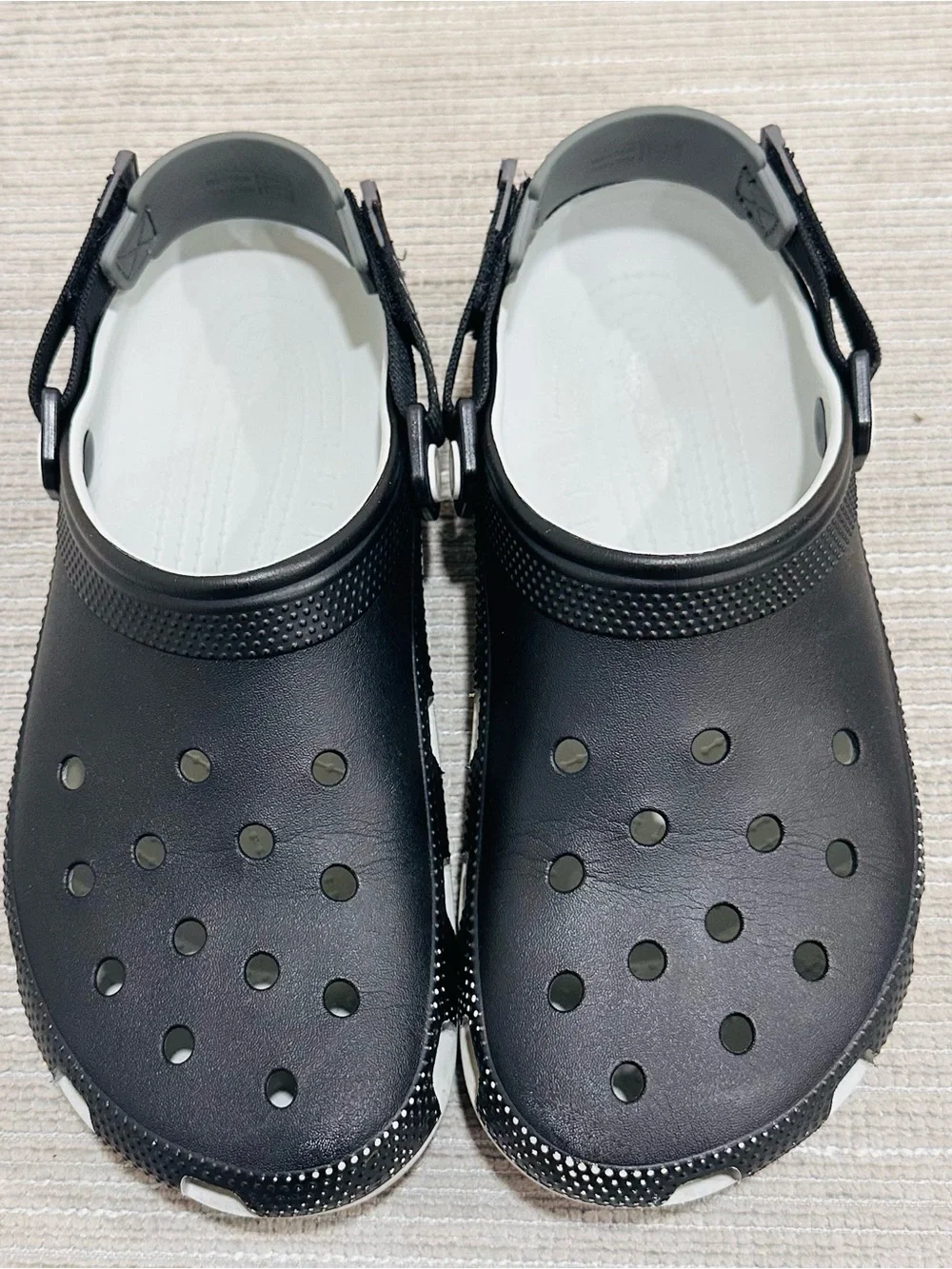 Crocs CLASSIC TURBO CLOG- Dual Comfort Adjustable Black-Unisex Sizes M9/W11‎